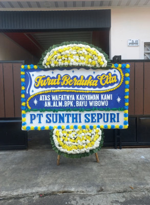 Papan Bunga Duka di Cicareuh
